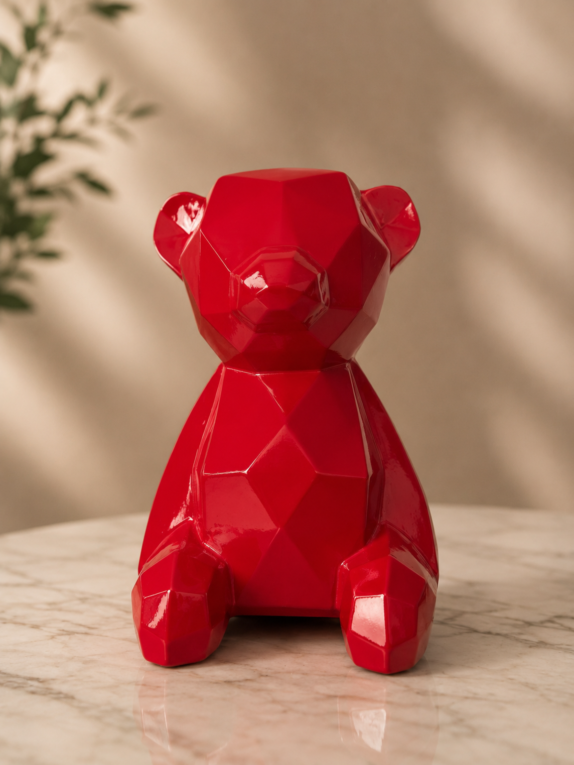Oso geométrico decorativo de fibra de vidrio rojo MondeHaus